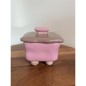 Ceramic footed trinket box with a lid - pretty in pink